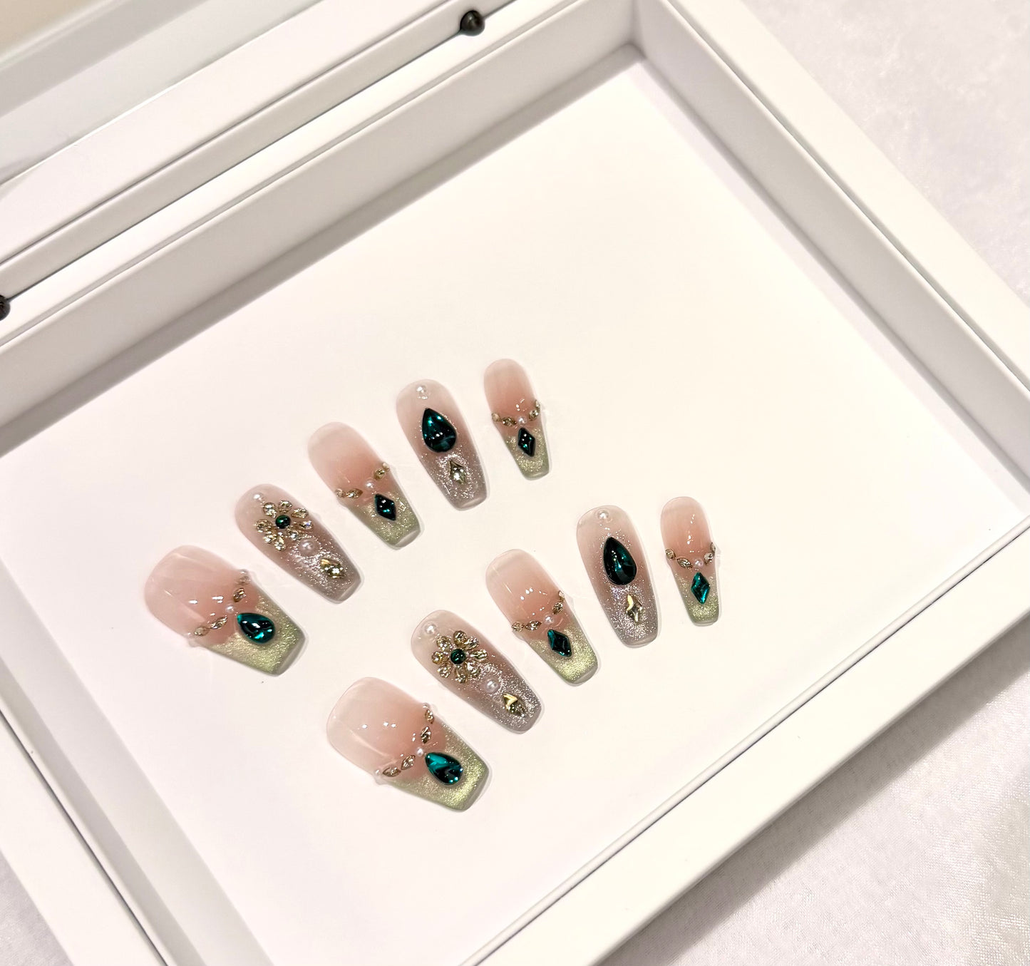 💚閃鑽貓眼法式