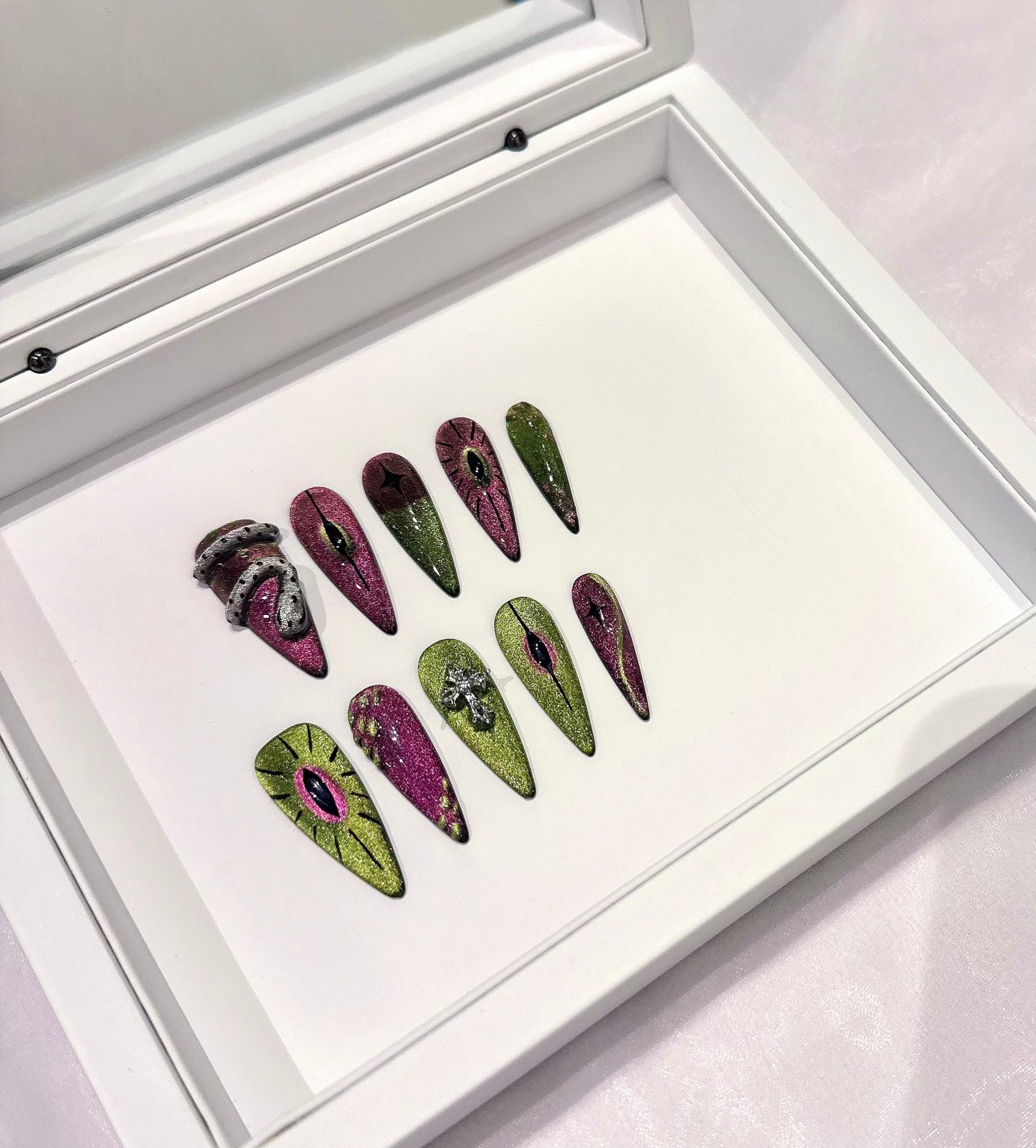 貓眼立體蛇紋🐍